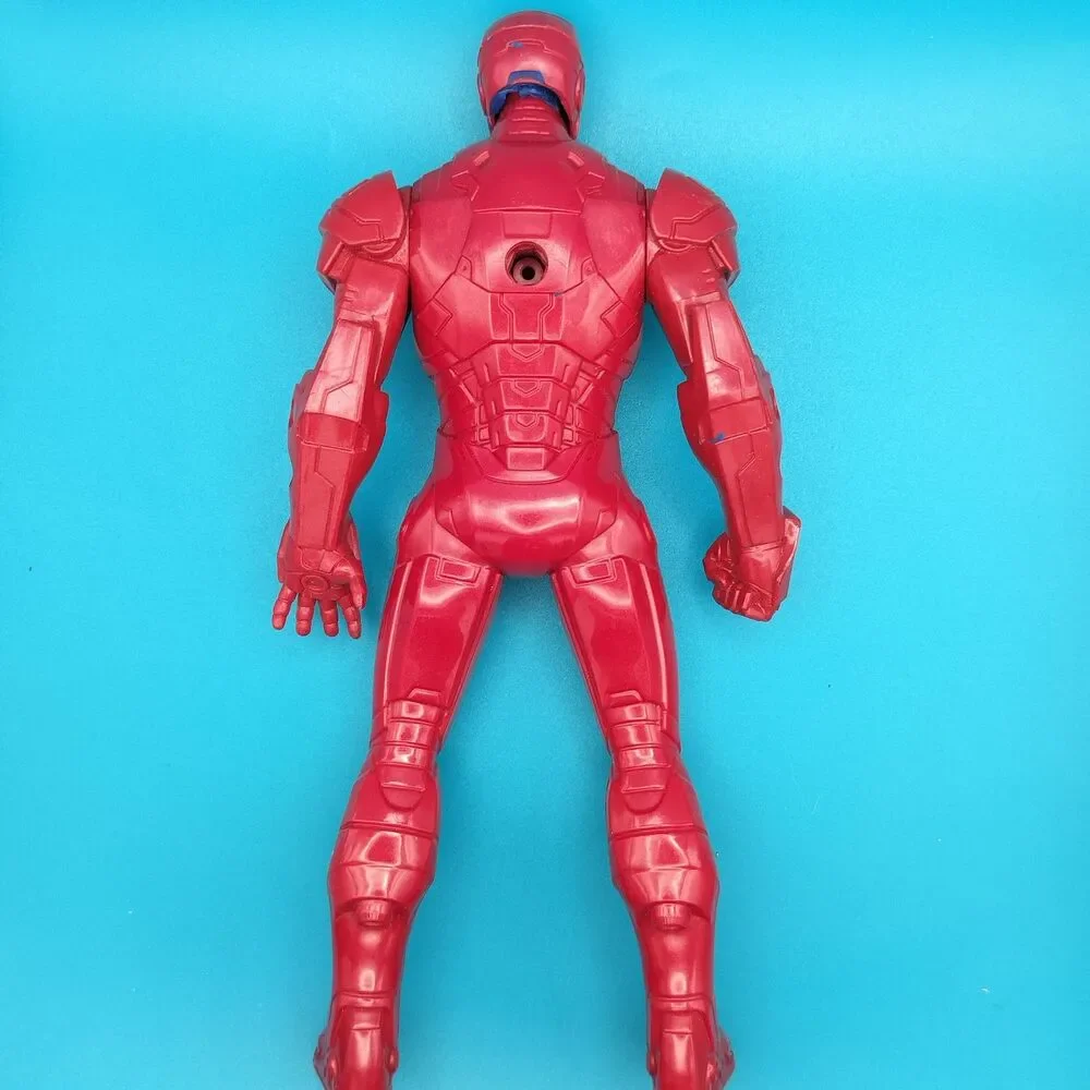 Hasbro Marvel Iron Man Action Figure 2019 Red Gold Blue 8.5